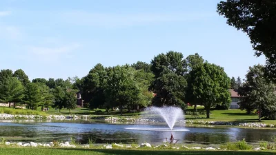 Urbandale - Photo 2