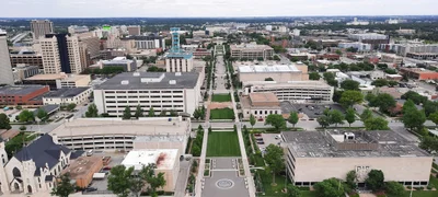 Lincoln - Photo 2