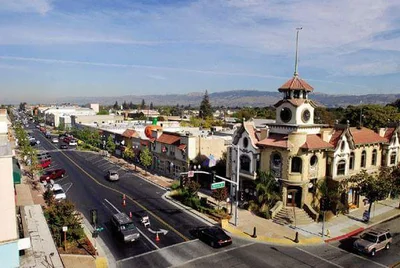 Gilroy - Photo 2
