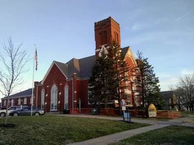 Fulton - Photo 2
