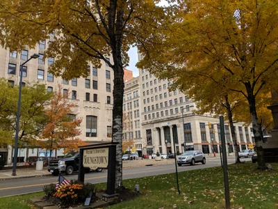 Youngstown - Photo 3