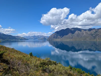Lake Hawea - Photo 2