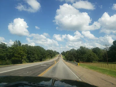 Navasota - Photo 2