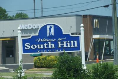 South Hill - Photo 2