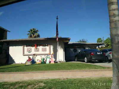 Glendora - Photo 3