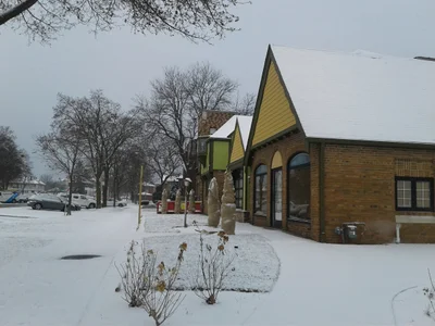 Wauwatosa - Photo 3