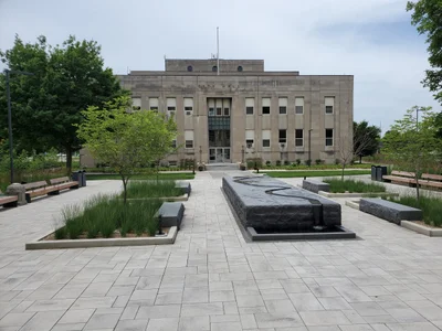 Terre Haute - Photo 2