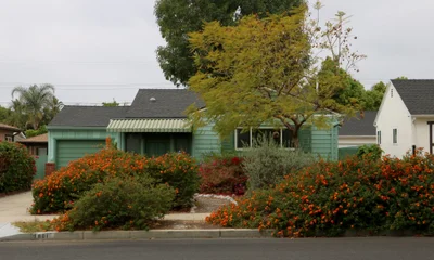 Burbank - Photo 2