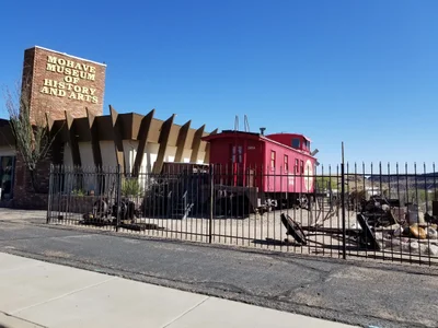 Kingman - Photo 2