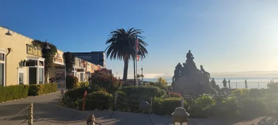 Monterey - Photo 2