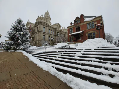 St. Clairsville - Photo 2