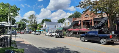 Amherstburg - Photo 2