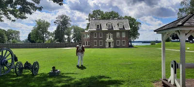 Amherstburg - Photo 3