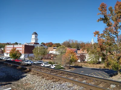 Jonesborough - Photo 2