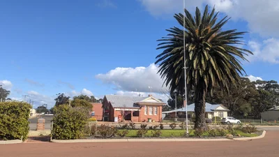 Lake Grace - Photo 4
