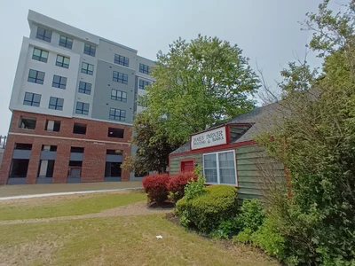 Woodbridge Township - Photo 4