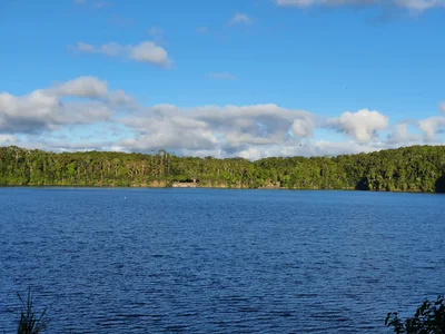 Lake Eacham - Photo 5