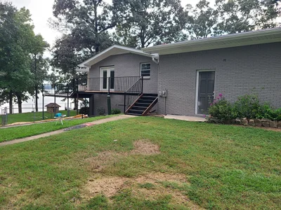 Centre - Photo 2