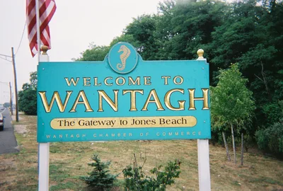 Wantagh - Photo 2