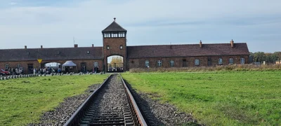 Oswiecim - Photo 4