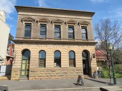 Clunes - Photo 2