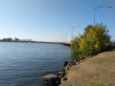 Yarrawonga - Photo 2
