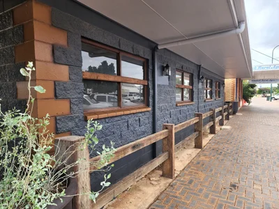 Longreach - Photo 5