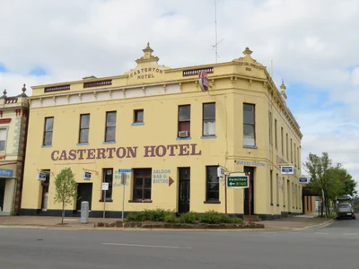 Casterton - Photo 4