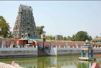 Thirukkarugavur - Photo 5