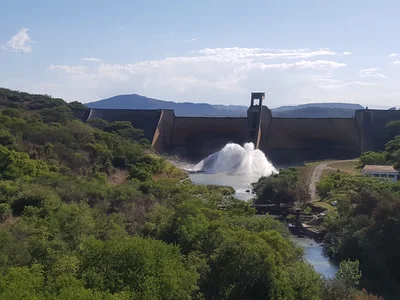 Umtshezi Local Municipality - Photo 4