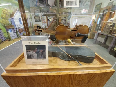 Walnut Grove - Photo 4