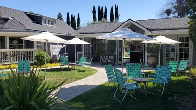 Los Olivos - Photo 3