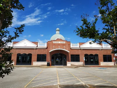 Lufkin - Photo 2