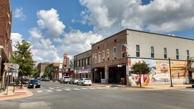 Lufkin - Photo 4