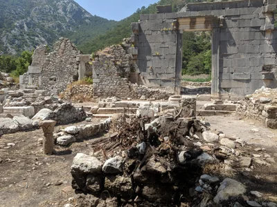 Olympos - Photo 4