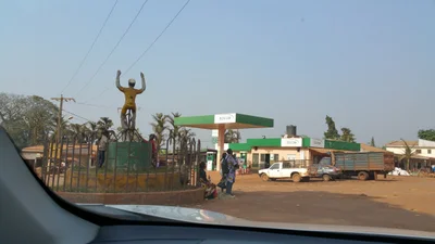 Bafoussam - Photo 2