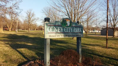 Olney - Photo 2