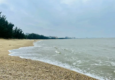 Dongfang City - Photo 2