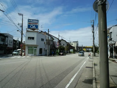 Uozu - Photo 2