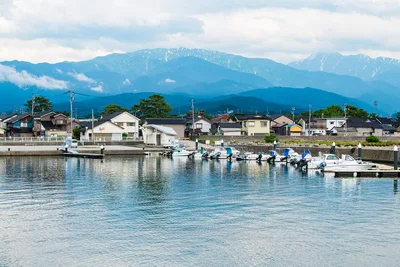 Uozu - Photo 5