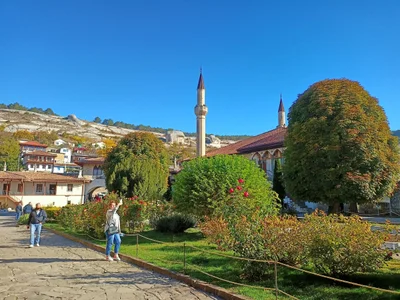 Bakhchisaray - Photo 2