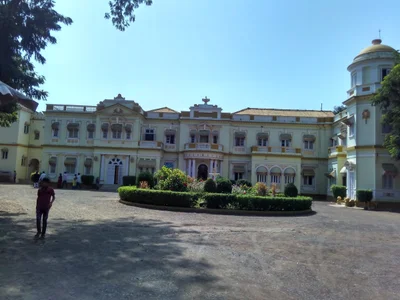 Rajpipla - Photo 3