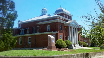 Danbury - Photo 2