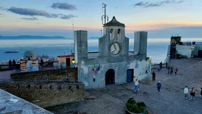 Naples - Photo 4