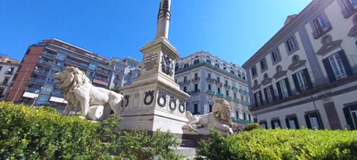 Naples - Photo 5