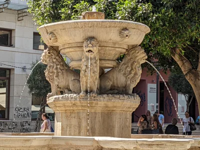 Heraklion - Photo 2