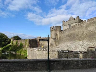 Cashel - Photo 2