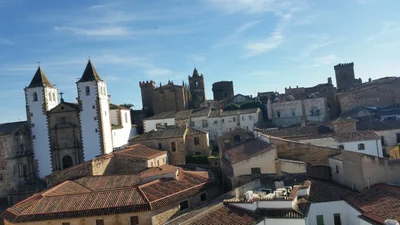 Caceres - Photo 2
