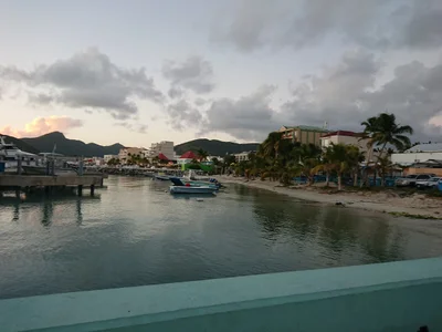 Sint Maarten - Photo 2
