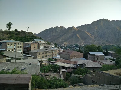 Meghri - Photo 3
